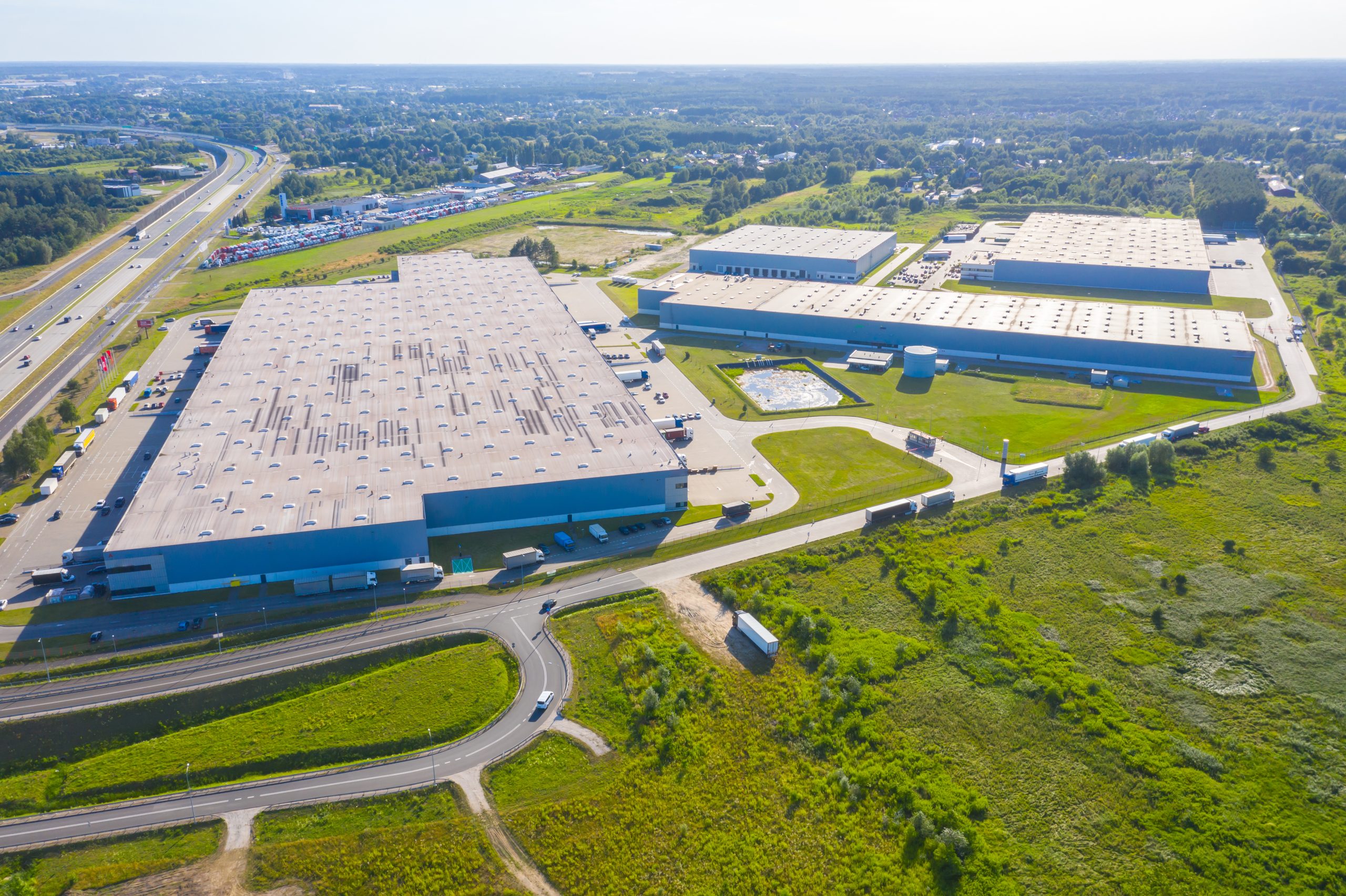 Hero image aerial view of commercial building roof